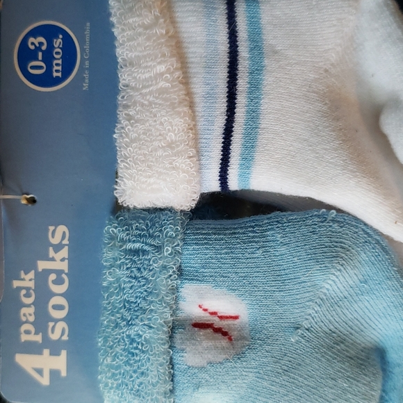 Gerber 4 pack baby socks 0-3 months - Picture 2 of 5